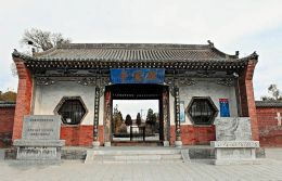 鎮(zhèn)國寺的寺廟古建石雕藝術(shù)欣賞